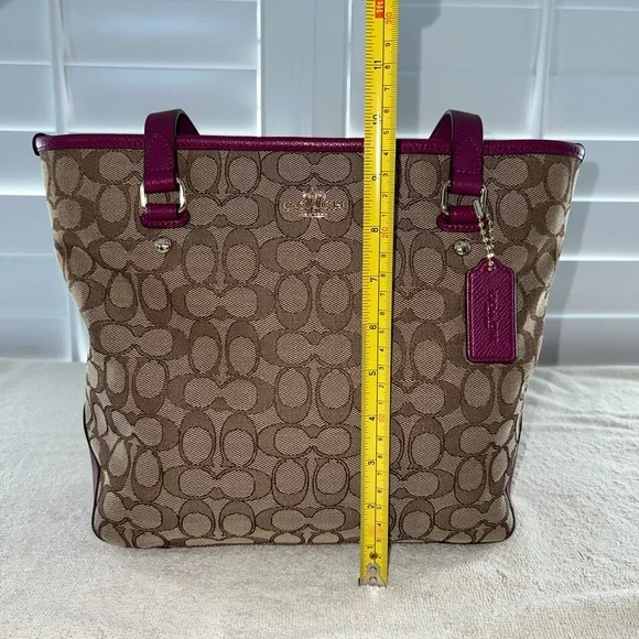 Coach Top Zip Shoulder Tote - D1657-F55364 - Picture 3 of 15